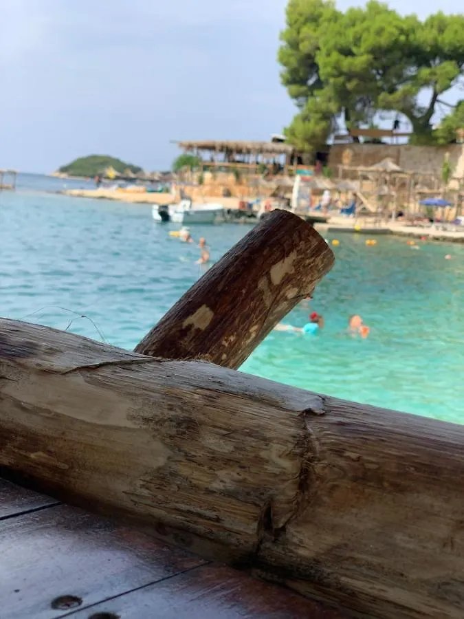 Guesthouse A&F Ksamil
