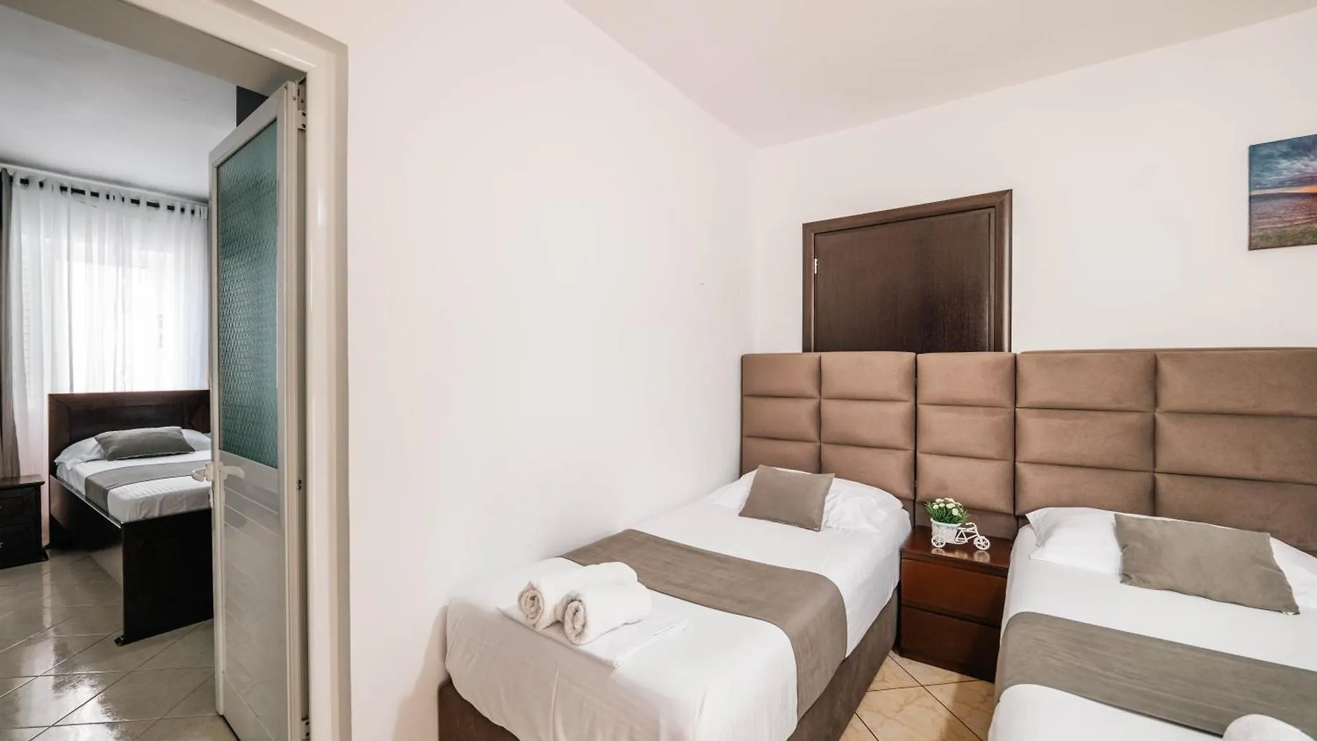 Guest house Guesthouse A&F Ksamil